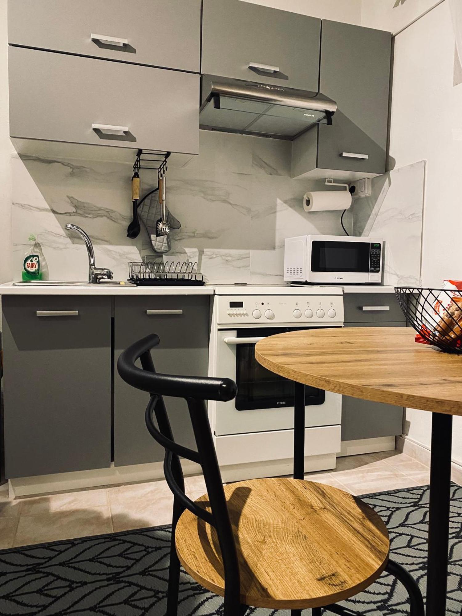 Independent House At Glyfada Apartment Атина Екстериор снимка
