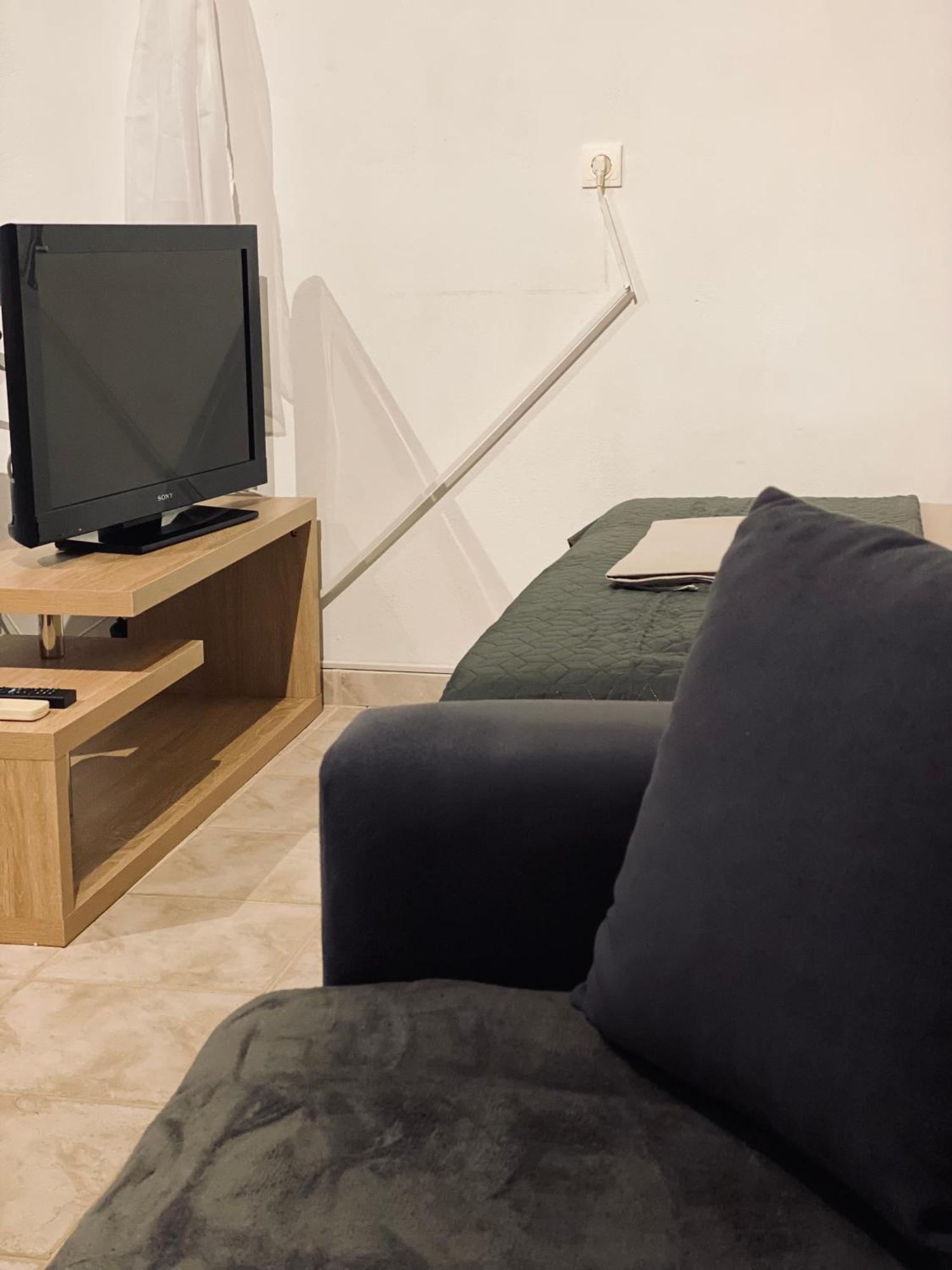 Independent House At Glyfada Apartment Атина Екстериор снимка