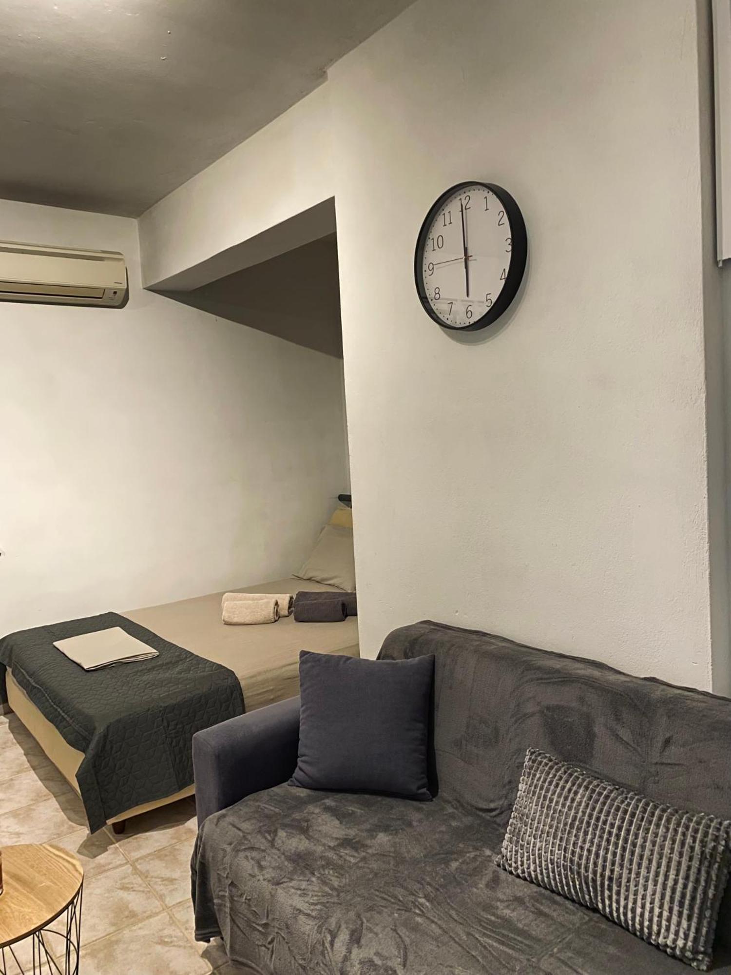 Independent House At Glyfada Apartment Атина Екстериор снимка